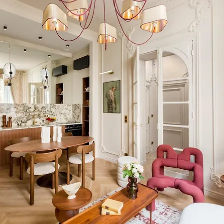 Merveil - Signature Suite-champs Elysees- Marignan Paris