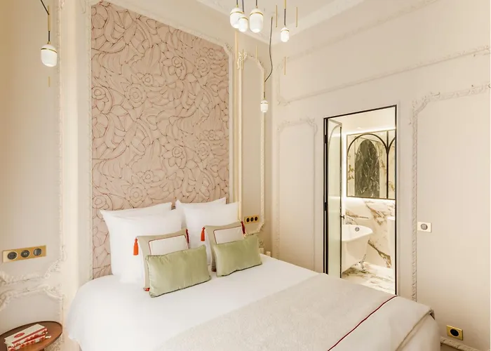 Merveil - Signature Suite-champs Elysees- Marignan *