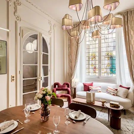 Apartment Merveil - Signature Suite-champs Elysees- Marignan Paris