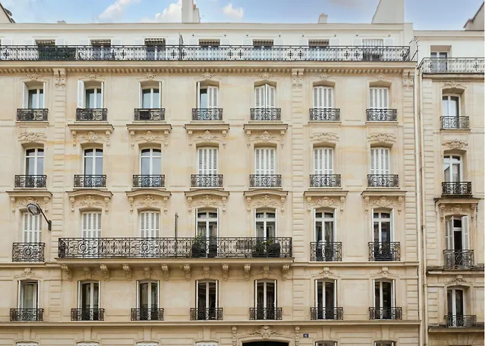 Merveil - Signature Suite-champs Elysees- Marignan Paris